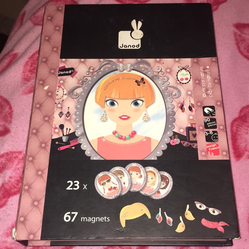 Janod Magnetic book,  Girls face
